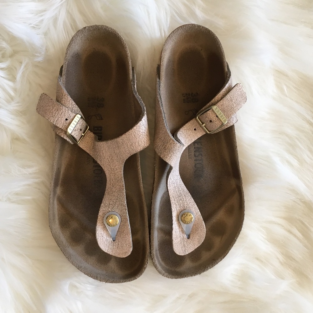 Birkenstock Gizeh Metallic Rose Gold 7.5 RARE